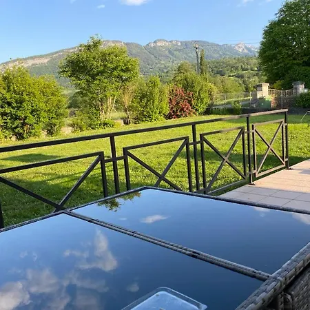 Guest house De La Tournette *